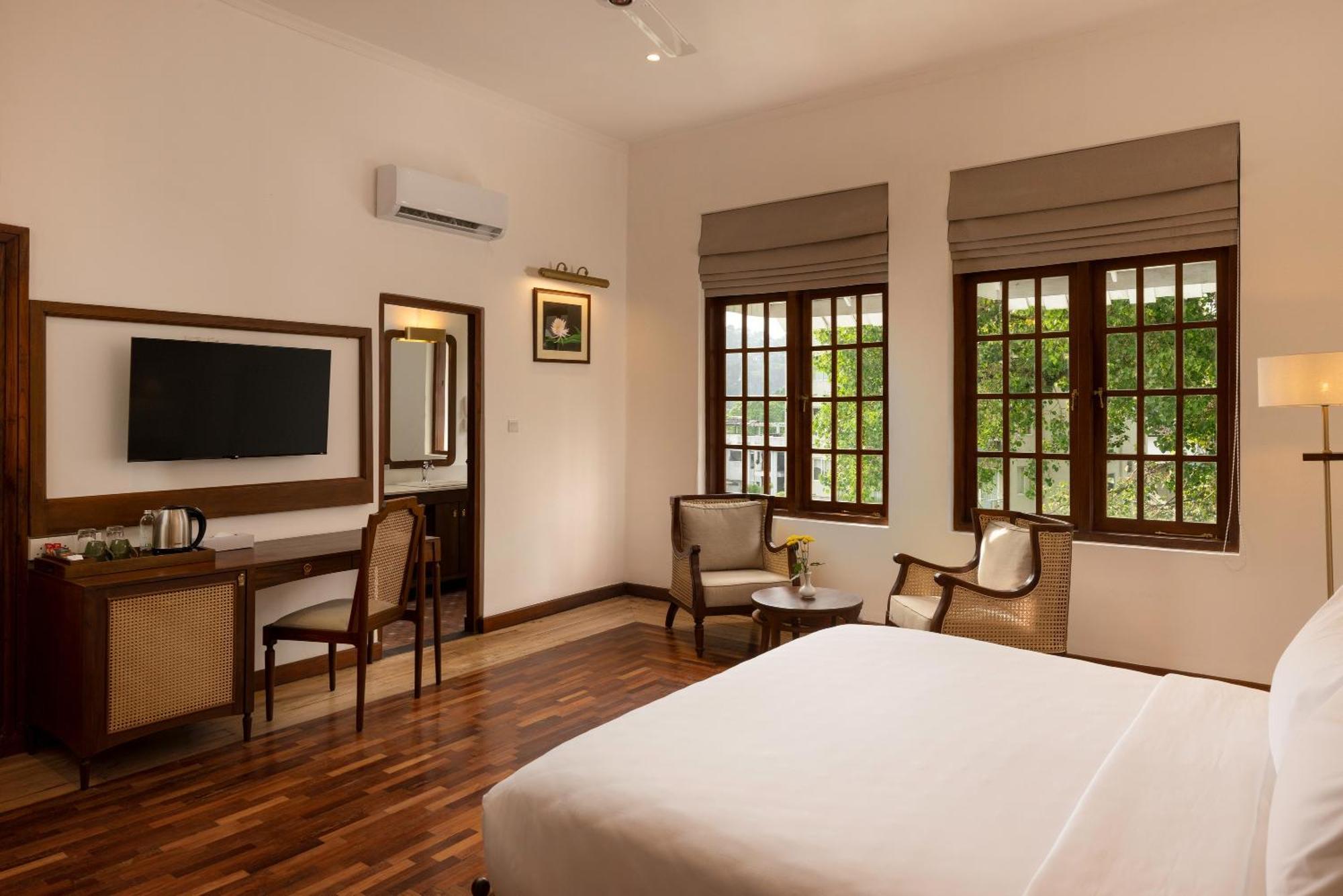 Suisse 5* Kandy