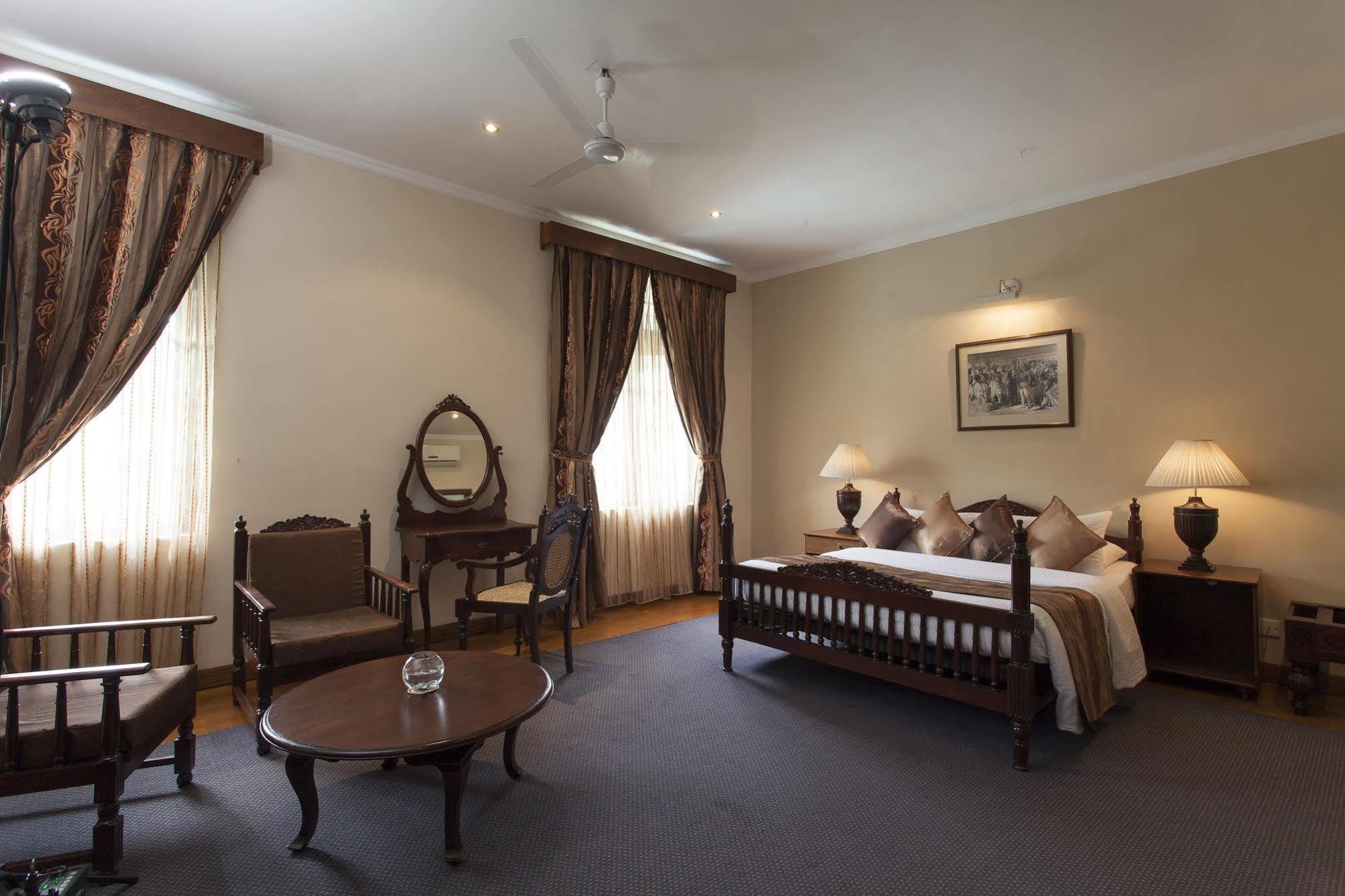 Suisse Hotel 5*